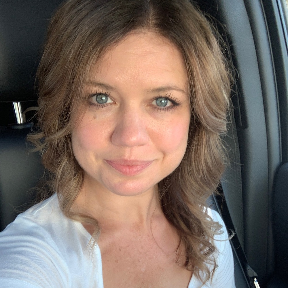 Meet your Posher, Stephanie